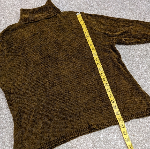 (2/$25) Pierre Cardin ribbed knit velour turtleneck sweater golden caramel - Picture 13 of 14